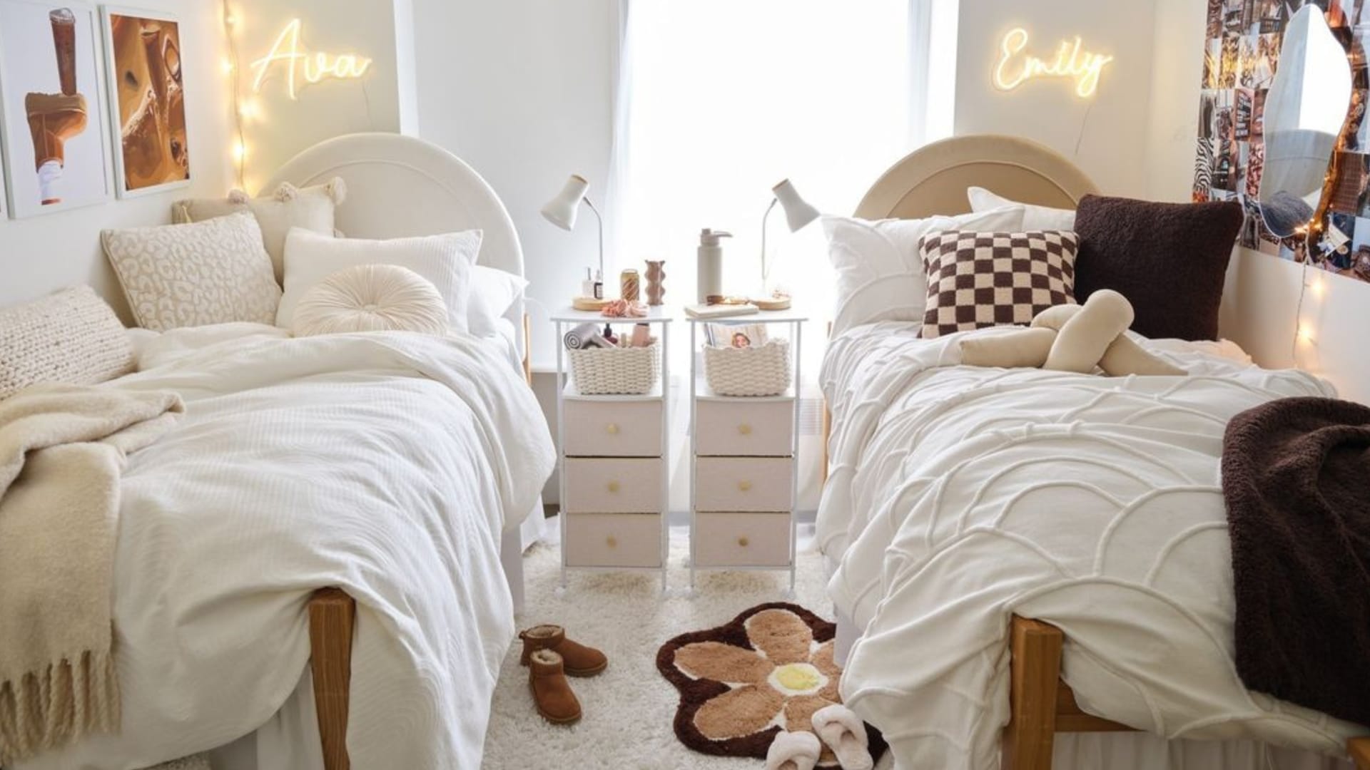 Dorm Essentials That Make College Life Easier